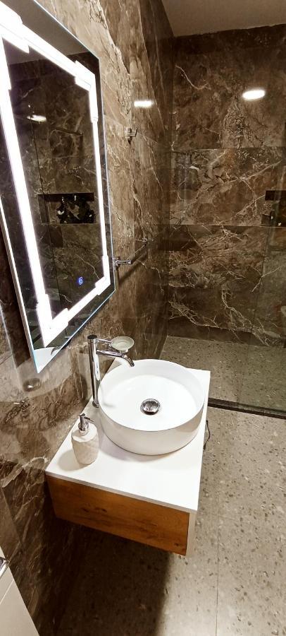 Selvia Apartament 티라나 외부 사진
