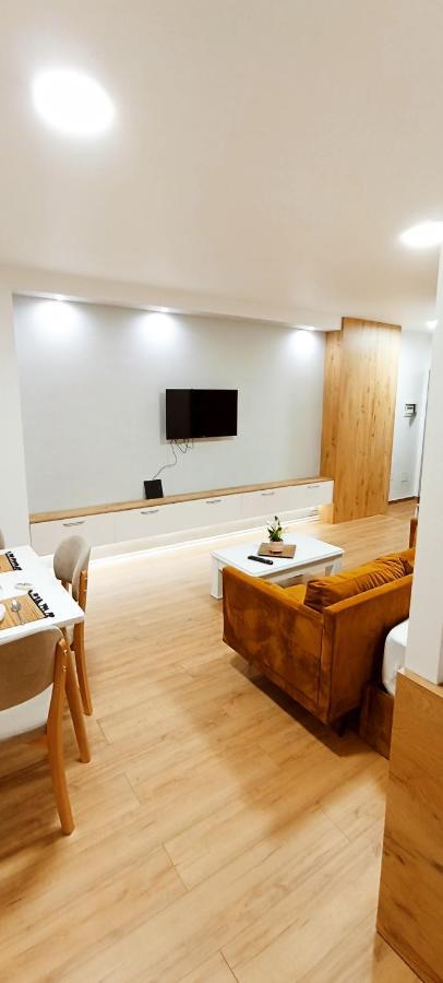Selvia Apartament 티라나 외부 사진