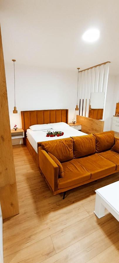 Selvia Apartament 티라나 외부 사진